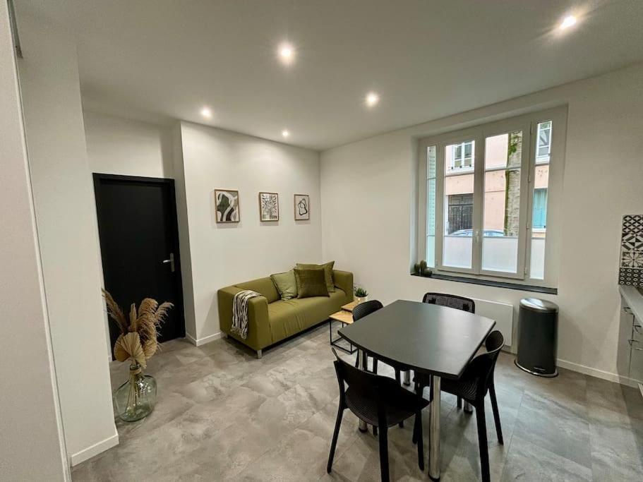 Apartament L'Olivier - Calme, Chaleureux, Proche Transports Lyon Zewnętrze zdjęcie